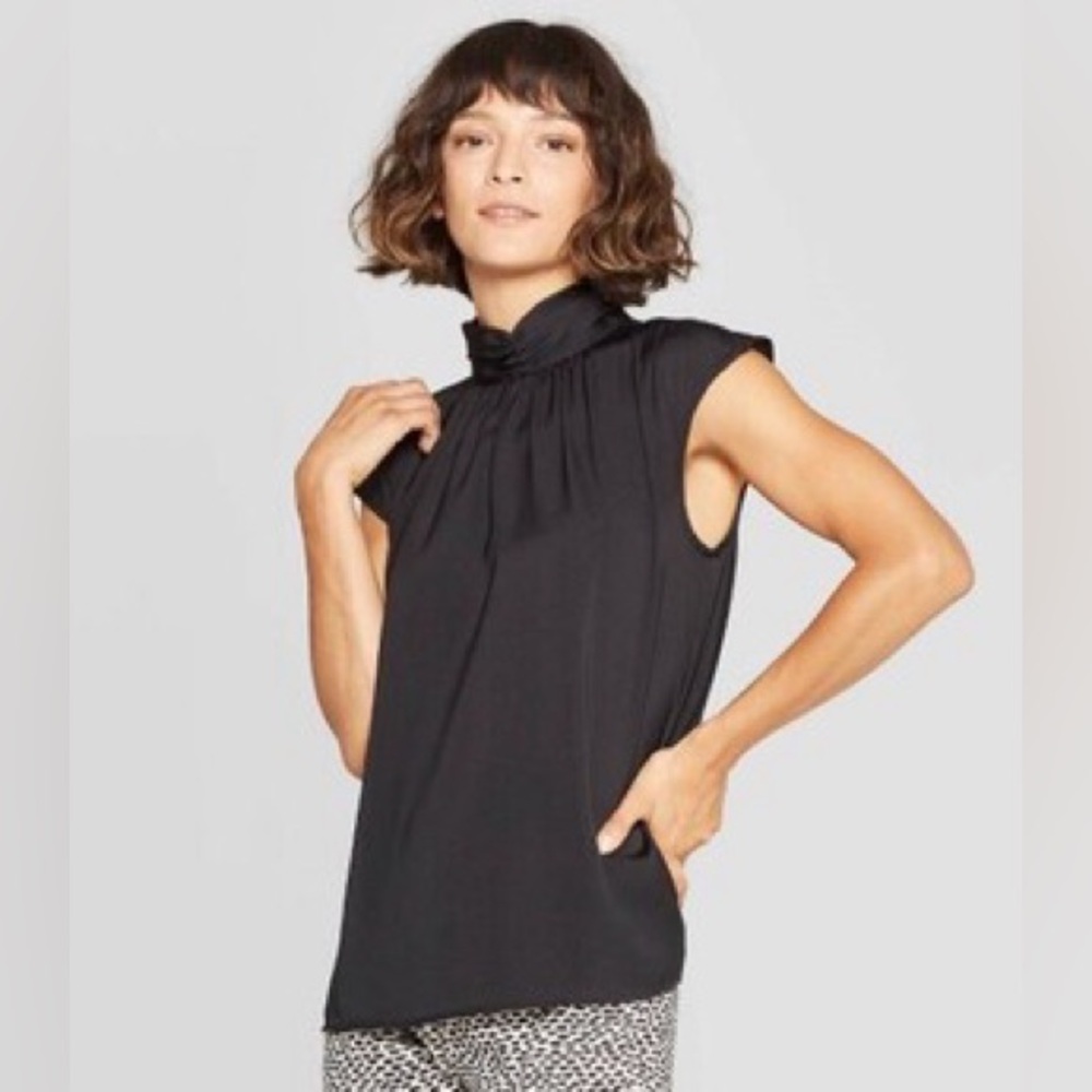 Who What Wear mock neck sleeveless blouse